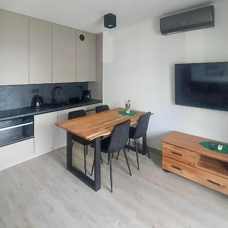 아파트 1 Bedroom In 시아노제티